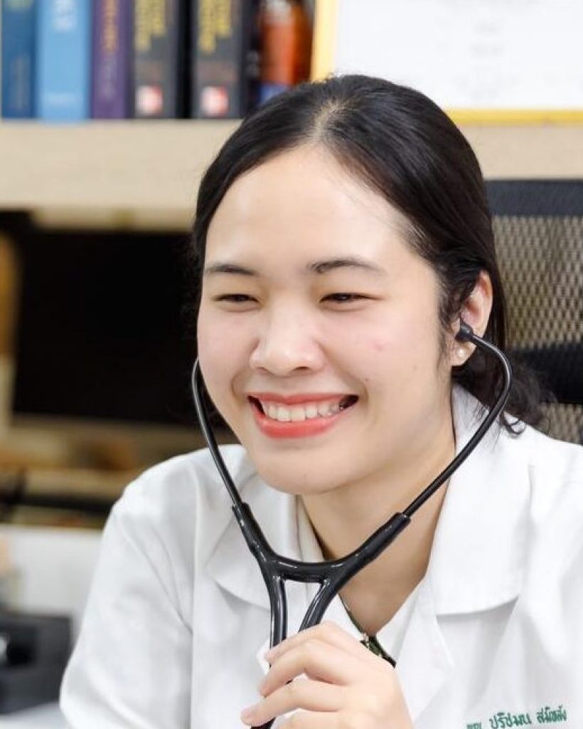 Dr. Parischamon Samilang